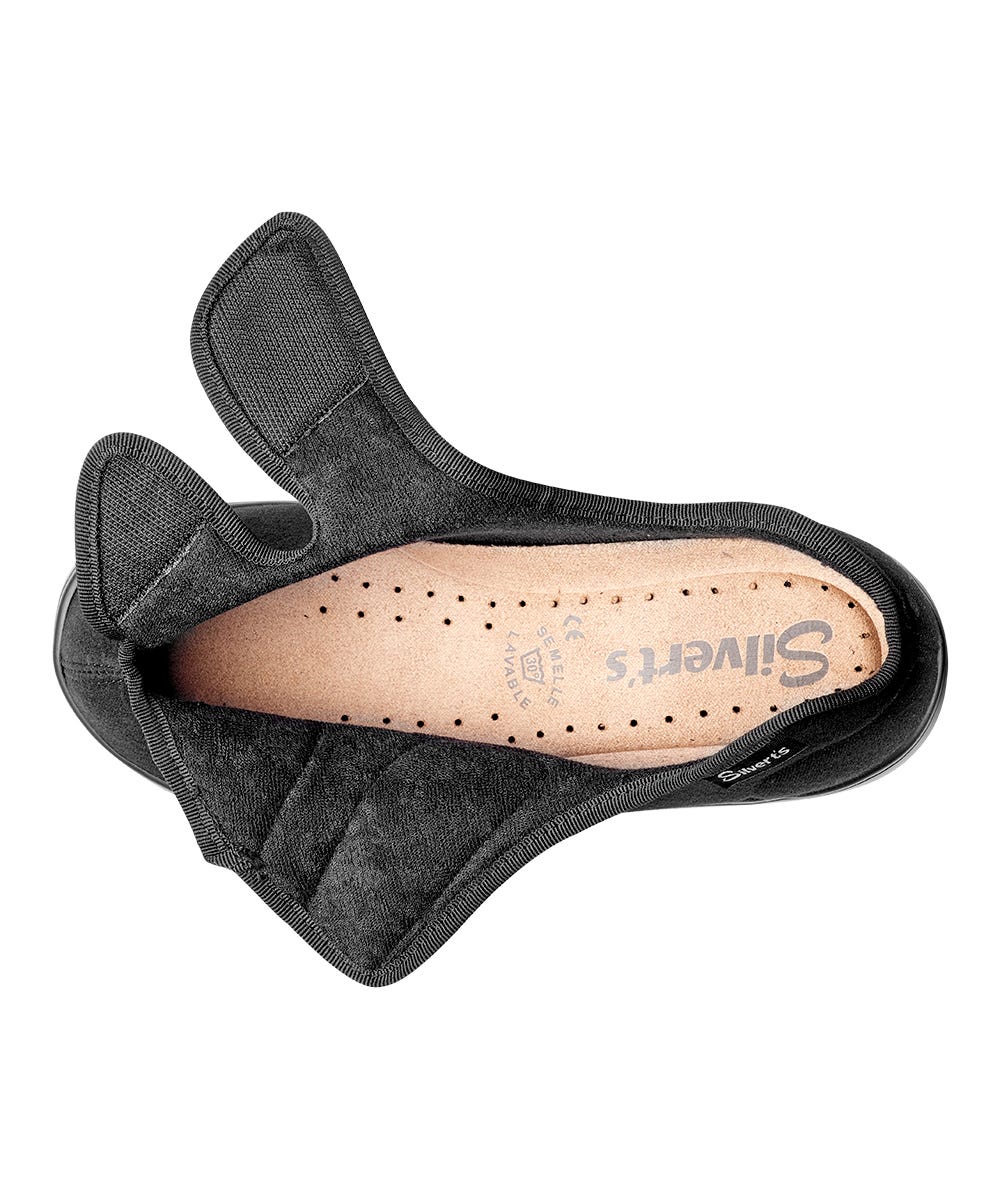Womens Stretchable Comfort Hugster Shoe / Slipper - Silverts 6