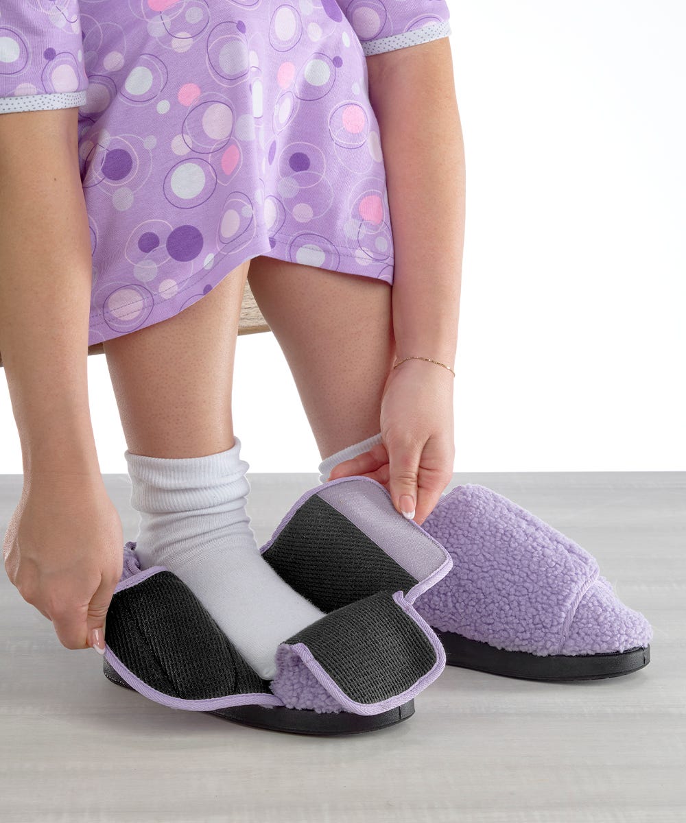 Women’s Slippers with Easy Closures – Adjustable Fit (Regular to Extra Wide) - Silverts 17