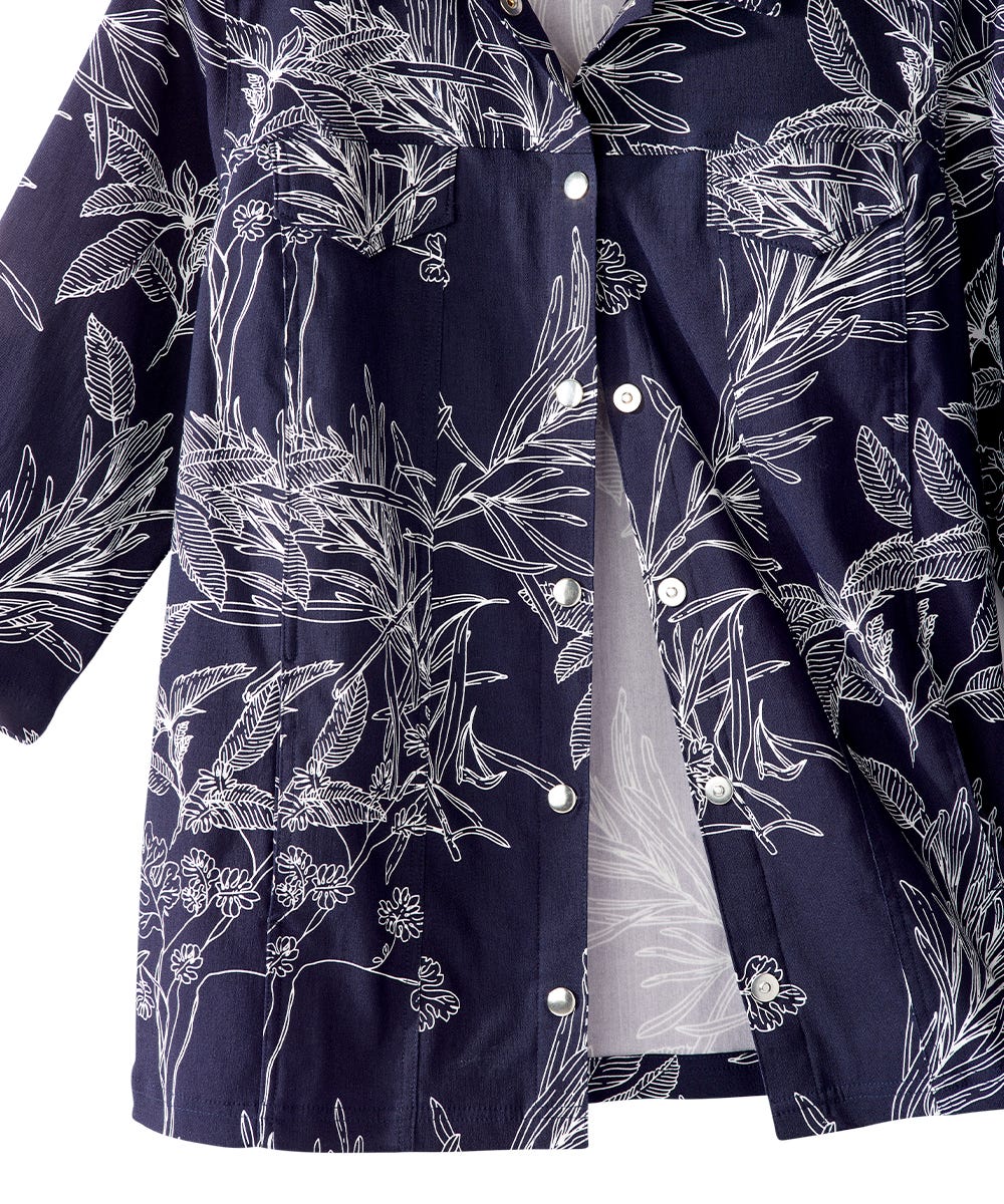 Women's Self Dressing Magnetic Closure Chambray Style Jacket - Silverts 12