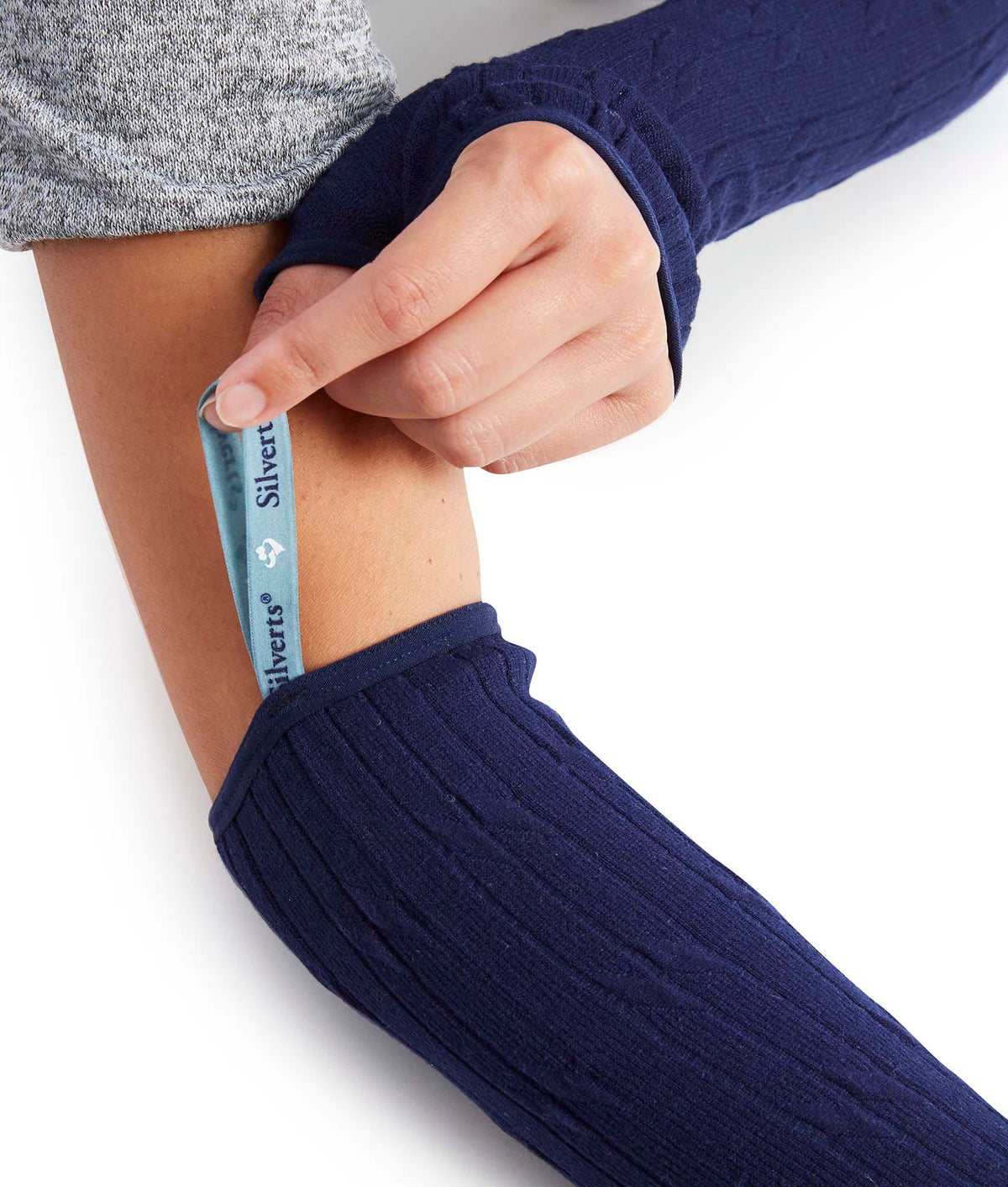 Women’s & Men’s Cable Knit Arm Warmers & Protectors - Silverts 2